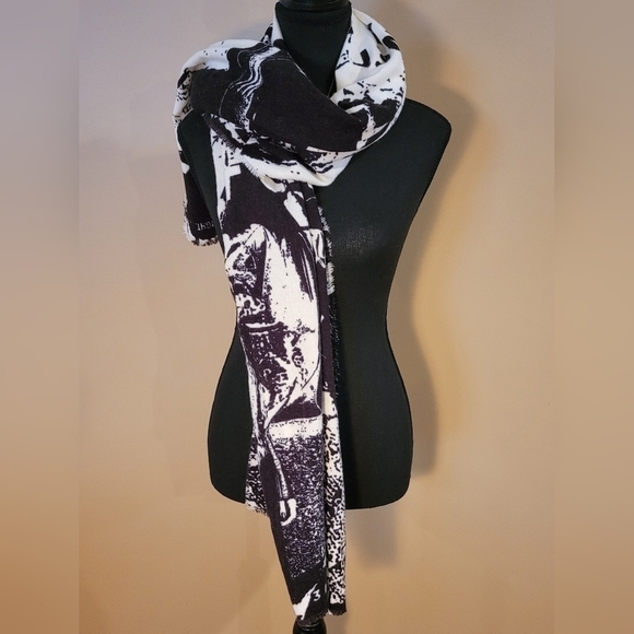 KENNETH COLE Awearness Scarf/Wrap, Black and White with Fringed Edges - Picture 5 of 13